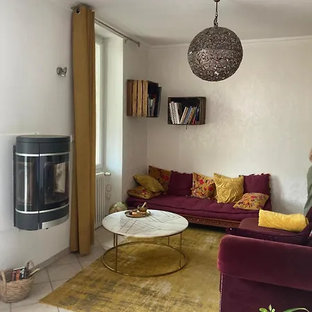 Casa de Férias Le Cocon De Celine